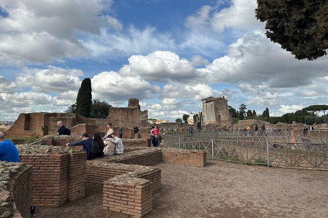 private-tour-of-domus-tiberiana-and-ancient-rome