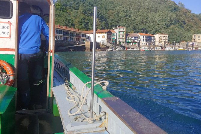 private-tour-of-fuenterrabia-with-pintxo-and-pasaia-coast