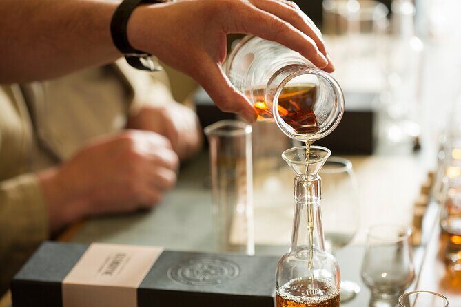 Private Tour of Glasgow Distilleries and a Loch Lomond Cruise - Key Points
