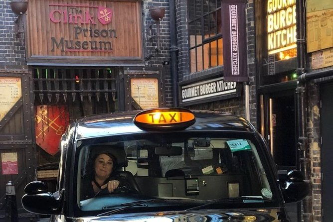 private-tour-of-haunted-london-in-a-black-cab-2