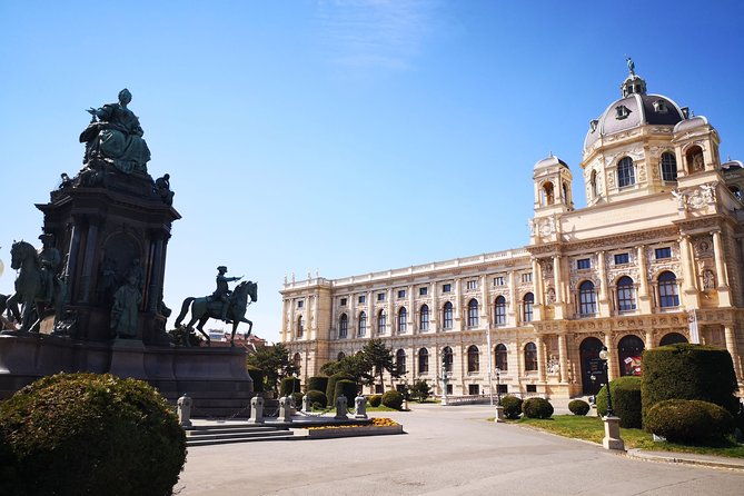 private-tour-of-historical-vienna-with-jan