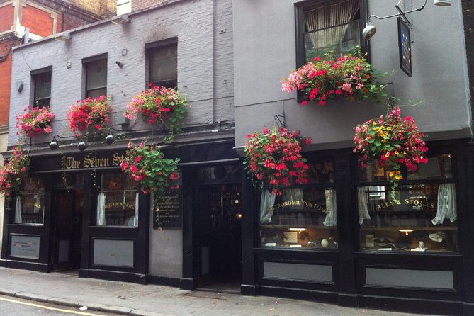 private-tour-of-londons-historic-pubs
