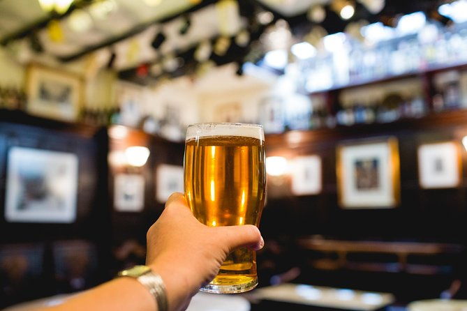 private-tour-of-londons-historic-pubs