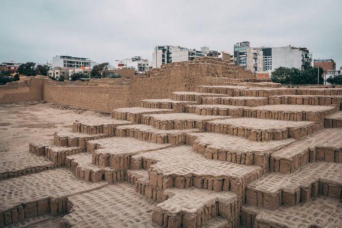 private-tour-of-miraflores-and-huaca-pucllana