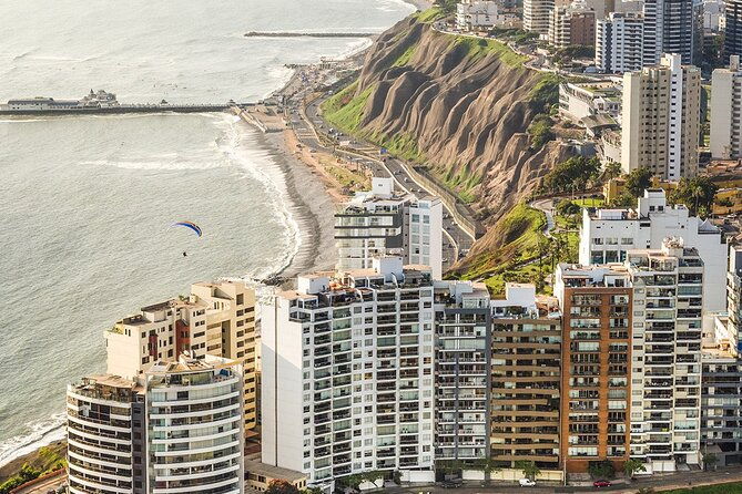 private-tour-of-miraflores-and-huaca-pucllana