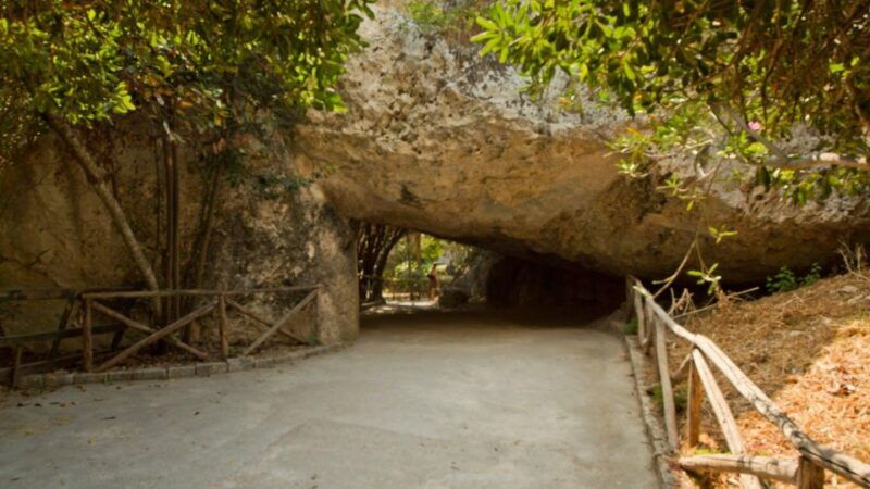 private-tour-of-ortygia-and-the-neapolis-archaeological-park
