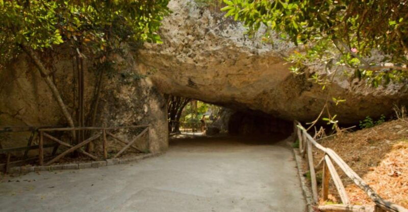 private-tour-of-ortygia-and-the-neapolis-archaeological-park