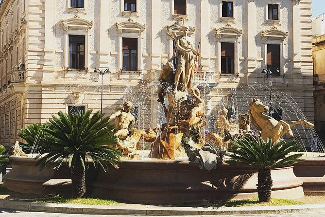 private-tour-of-ortygias-highlights-with-enrica-de-melio