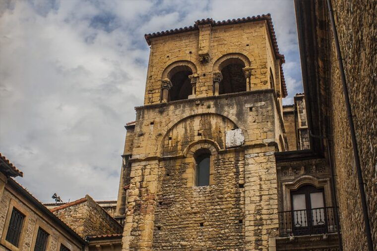 private-tour-of-oviedo-2