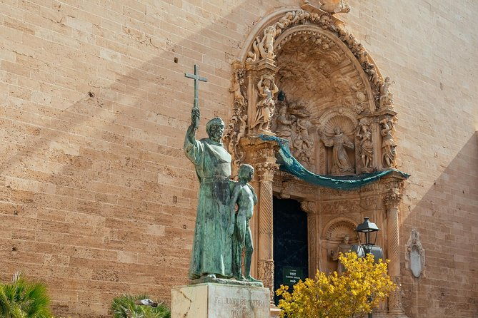 private-tour-of-palma-de-mallorca-highlights-hidden-gems