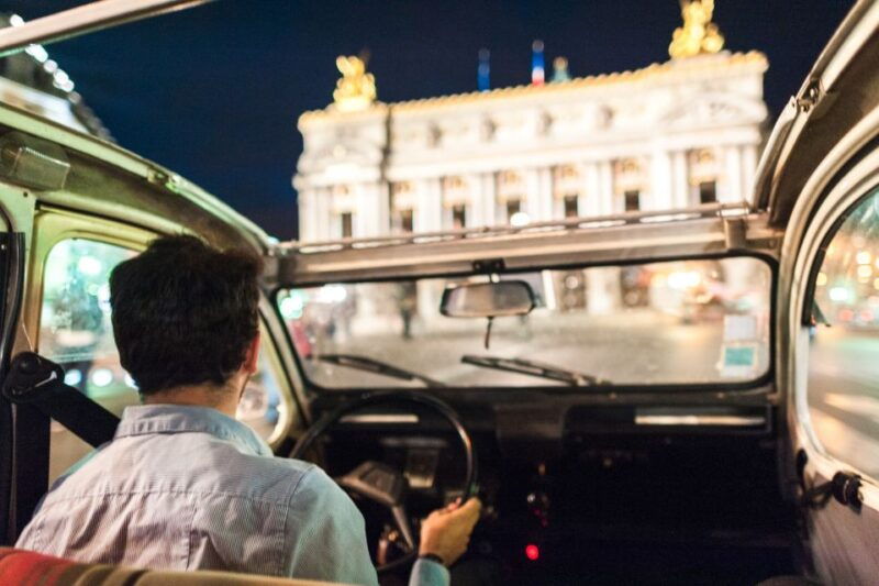 private-tour-of-paris-by-night-with-champagne