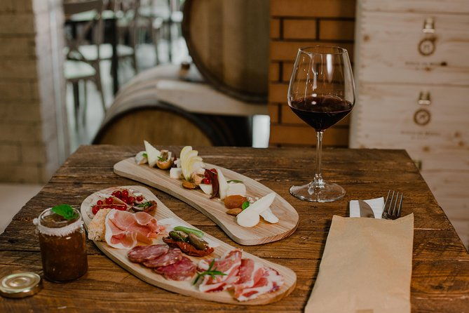 private-tour-of-pompeii-ruins-organic-wine-and-lunch-tasting