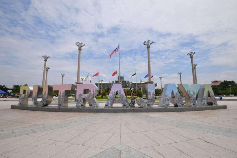 private-tour-of-putrajaya-from-kuala-lumpur
