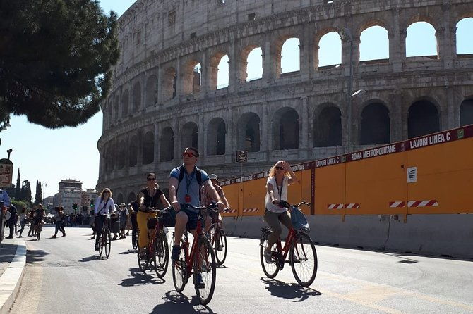 private-tour-of-rome-by-bike-a-ride-around-the-most-famous-places-of-rome