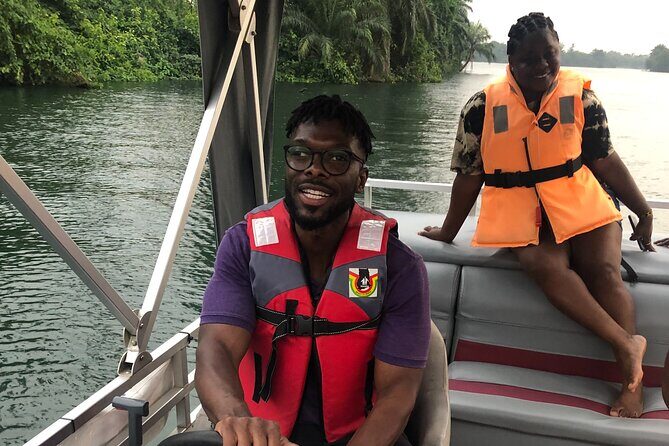 Private Tour of Shai Hills Reserve, Volta River & a Bead Factory. - Key Points