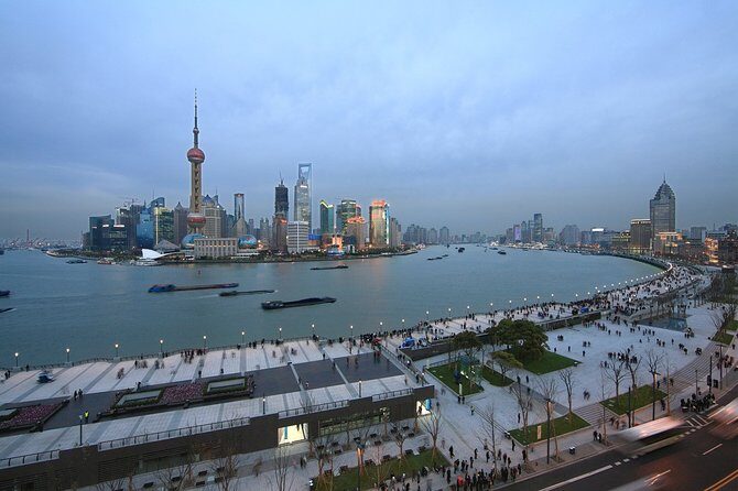 Private Tour of Shanghai Tower Science and Technology Museum & Bund - The Sum Up