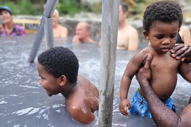private-tour-of-sulphur-spring-and-toraile-waterfall-in-soufriere
