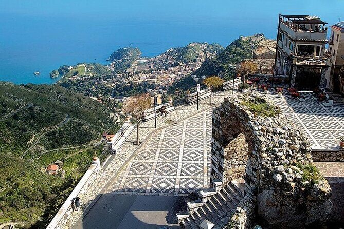Private Tour of Taormina and Castelmola from Catania - The Charm of Taormina: The Pearl of the Ionian Sea