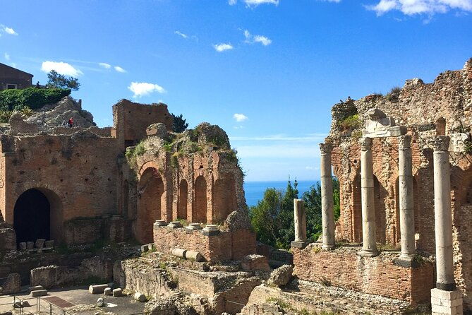 private-tour-of-taormina-castelmola-isola-bella-for-small-groups