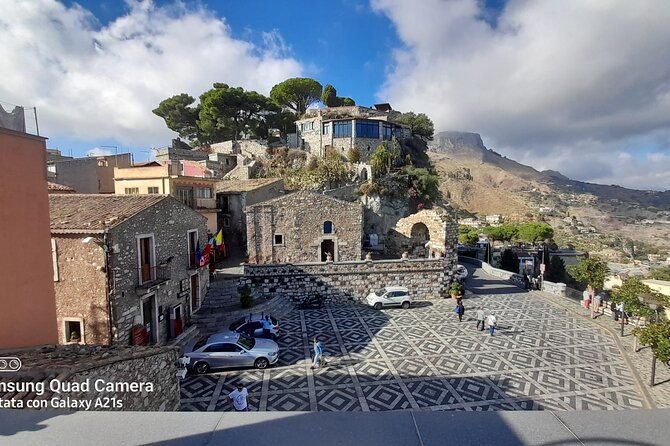 private-tour-of-taormina-castelmola-isola-bella-for-small-groups