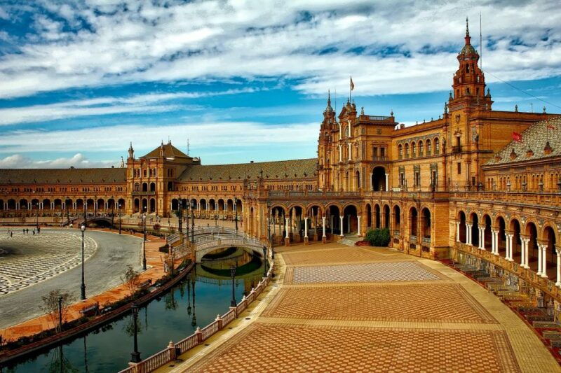 private-tour-of-the-alcazar-the-cathedral-and-the-giralda
