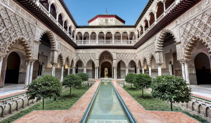 private-tour-of-the-alcazar-the-cathedral-and-the-giralda