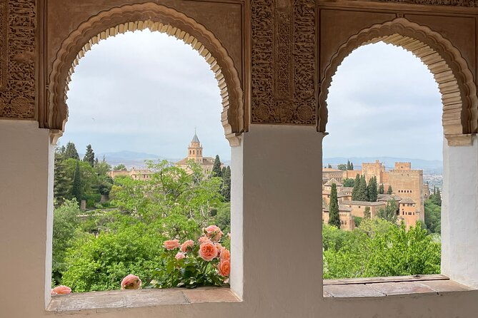 private-tour-of-the-alhambra-in-granada-includes-tickets-2