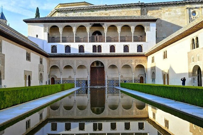 private-tour-of-the-alhambra-in-granada-includes-tickets
