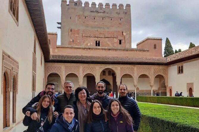 private-tour-of-the-alhambra-to-travel-back-in-time-no-tickets