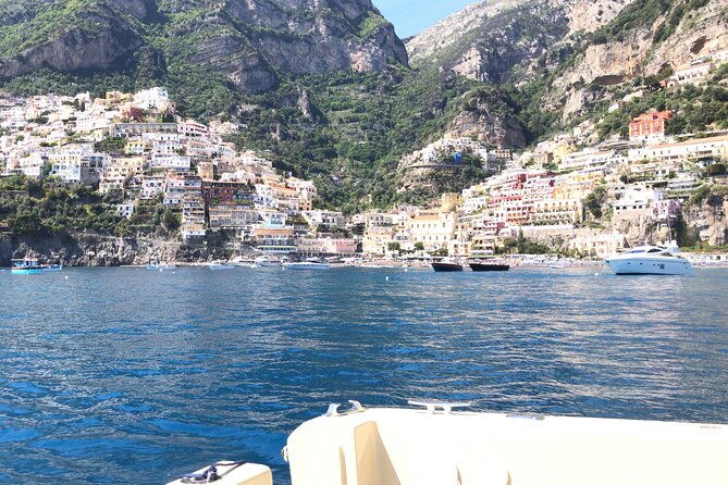 private-tour-of-the-amalfi-coast-by-boat