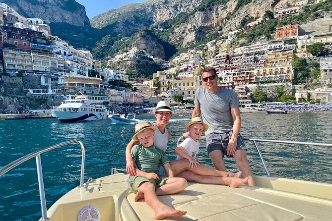 private-tour-of-the-amalfi-coast-by-boat