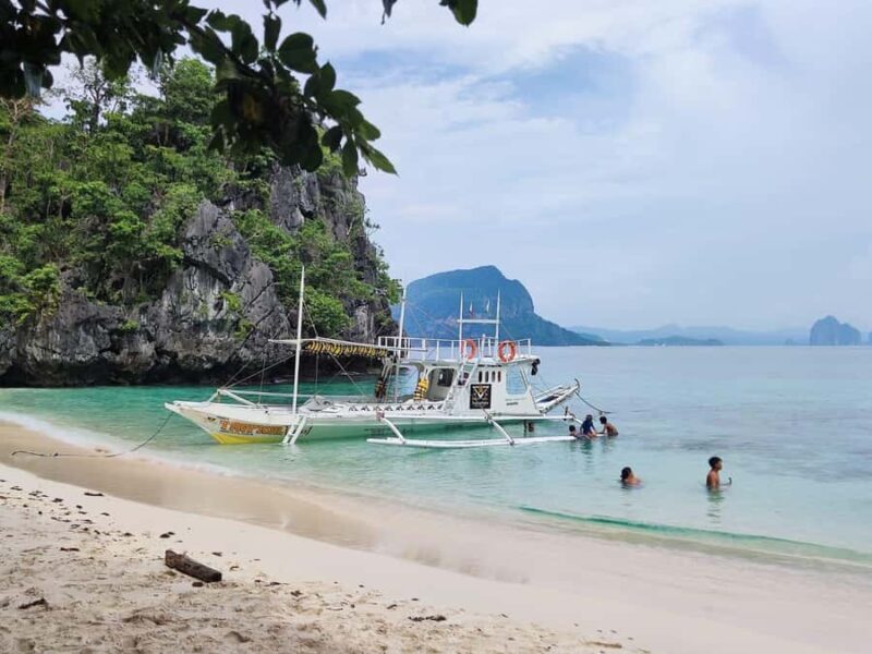 Private tour of the best beaches in El Nido - Key Points
