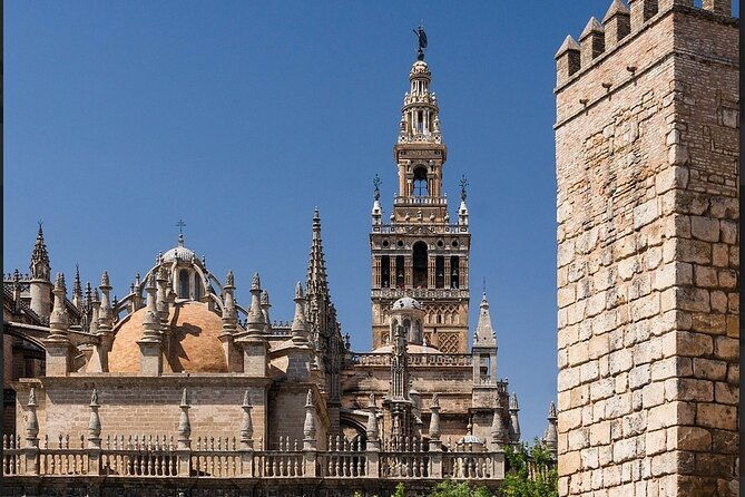 private-tour-of-the-cathedral-and-giralda-of-seville-2