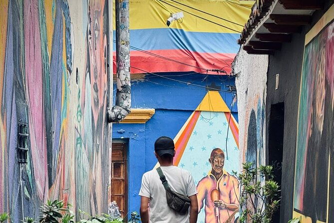 private-tour-of-the-historic-center-and-candelaria-in-bogota