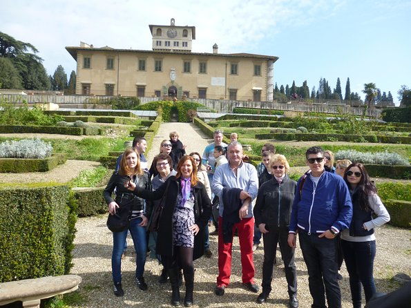 private-tour-of-the-medici-family-villa-in-florence