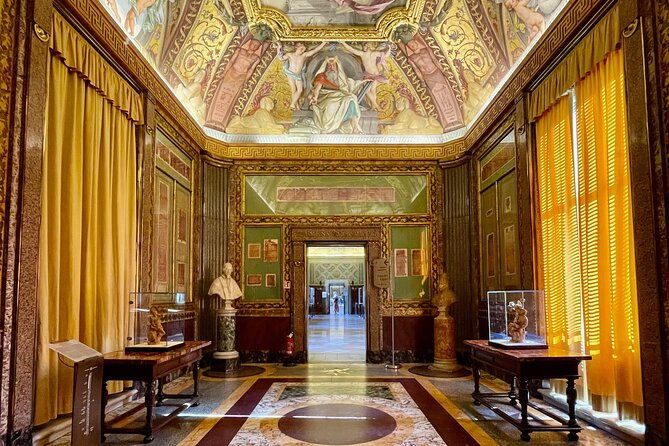 private-tour-of-the-vatican-museums-and-sistine-chapel