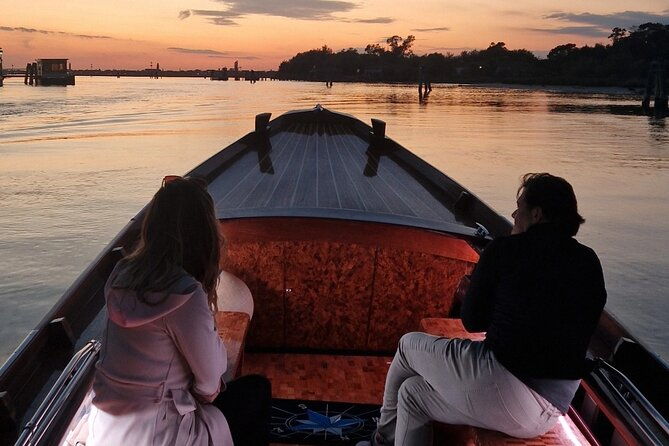 private-tour-of-the-venice-lagoon-with-historic-venetian-boat
