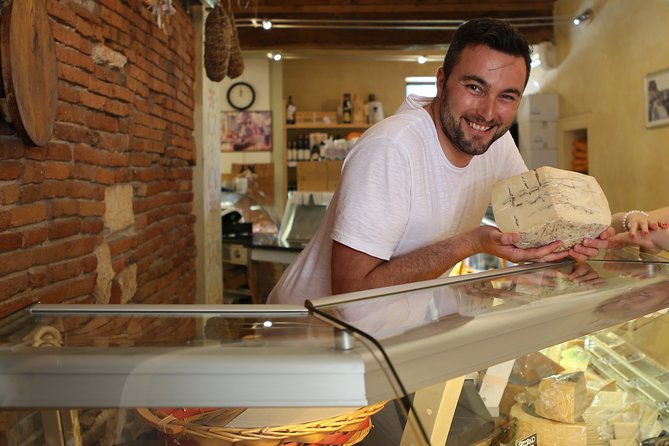 private-tour-of-verona-with-history-and-top-gastronomy