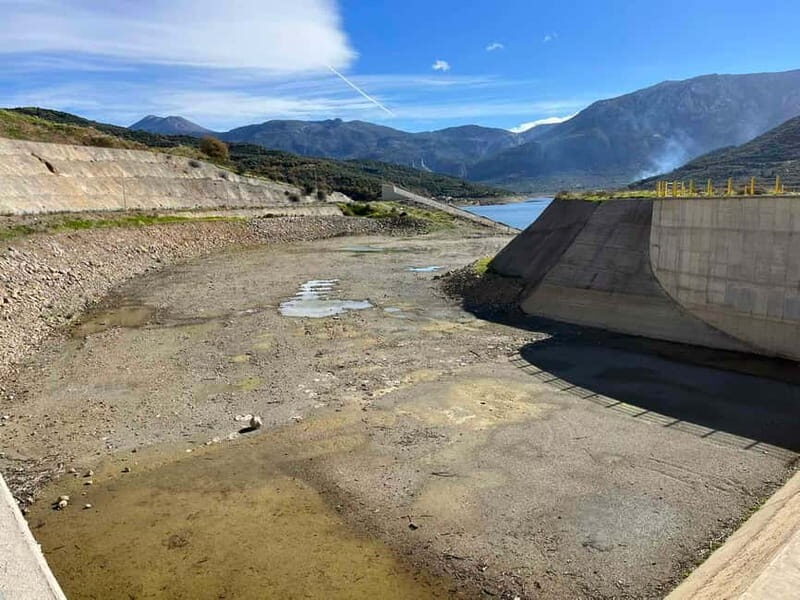 Private Tour, Olive Mill, Scotino Cave, Lasithi Plateau H/D - FAQs