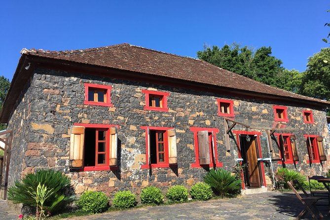 private-tour-on-caminhos-de-pedra-in-bento-goncalves-rs