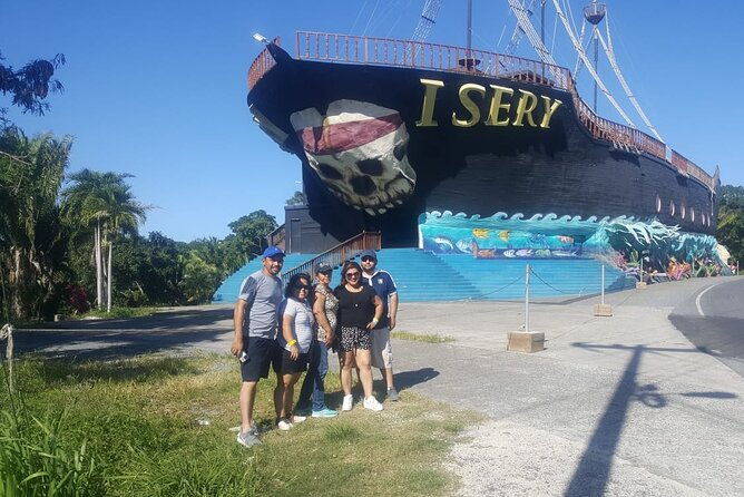 private-tour-on-roatan-with-a-professional-guide