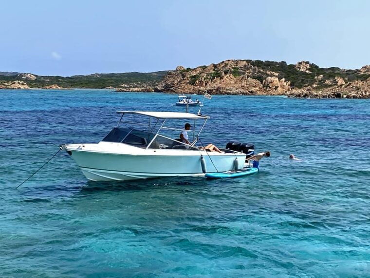 private-tour-on-the-boat-in-the-la-maddalena-archipelago