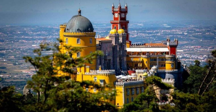 private-tour-pena-palace-regaleira-cabo-de-roca-cascais