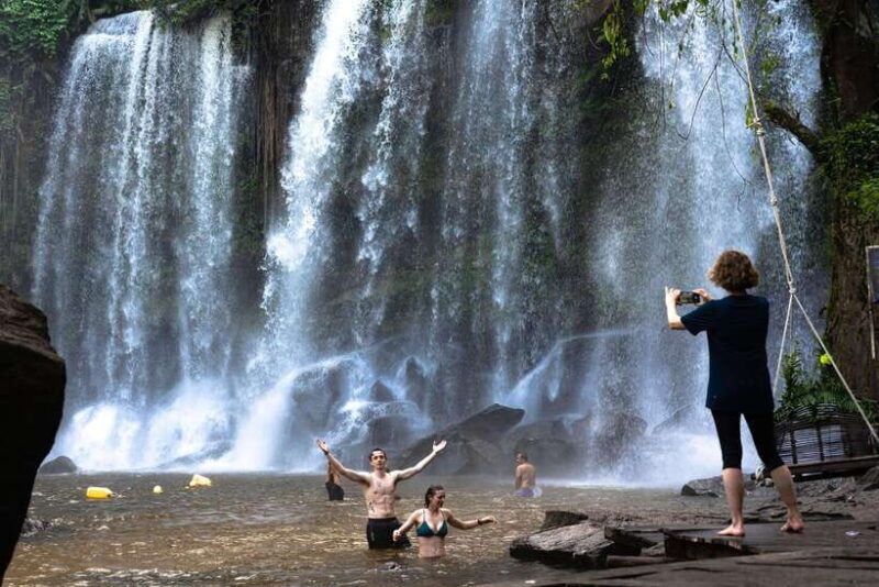 private-tour-phnom-kulen-waterfall-banteay-srie-with-lunch