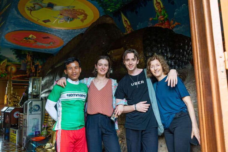 private-tour-phnom-kulen-waterfall-banteay-srie-with-lunch