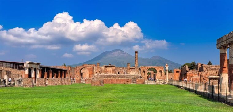 private-tour-pompeii-herculaneum-and-vesuvius