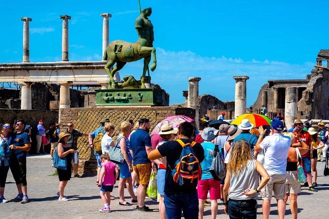 private-tour-pompeii-wine-tasting-at-the-slopes-of-mt-vesuvius