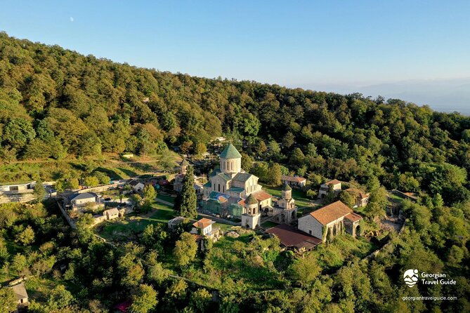 private-tour-prometheus-sataplia-caves-bagrati-gelati