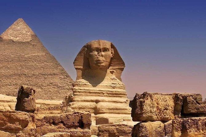 Private Tour Pyramids of Giza and Sphinx from Giza - First Impressions and Tour Logistics