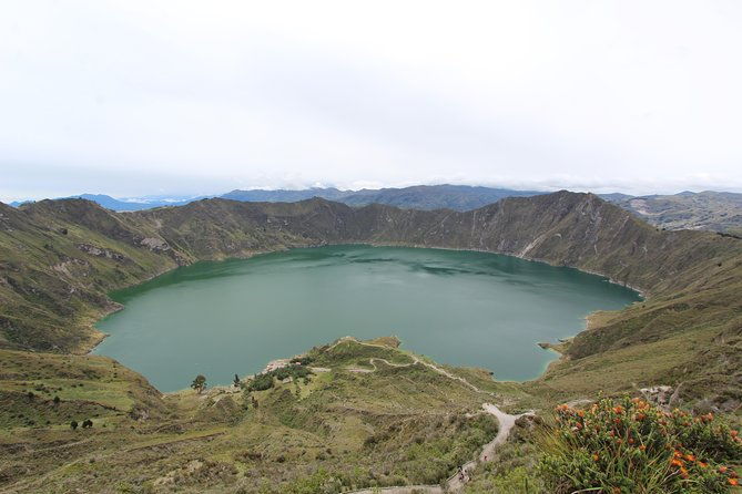 private-tour-quilotoa-lagoon-from-quito-all-inclusive